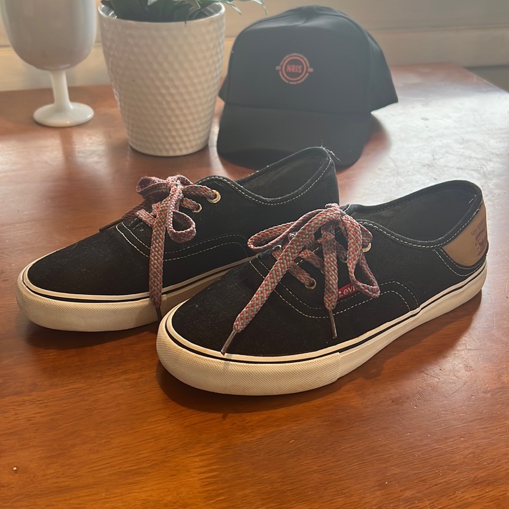 Levis flat sneakers